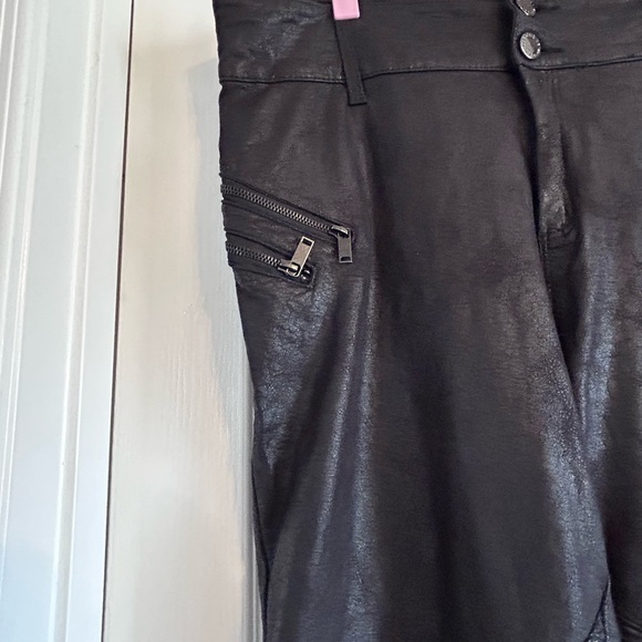 Pants - Picture 4 of 5